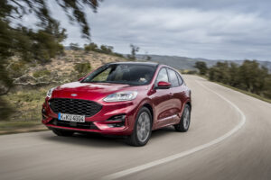 The Ford Kuga is equipped with a highly integrated bolster which is manufactured in hybrid technology from steel panels and the easy- flowing, fibreglass-reinforced polyamide 6 Durethan BKV30H2.0EF. (Photo: Ford)